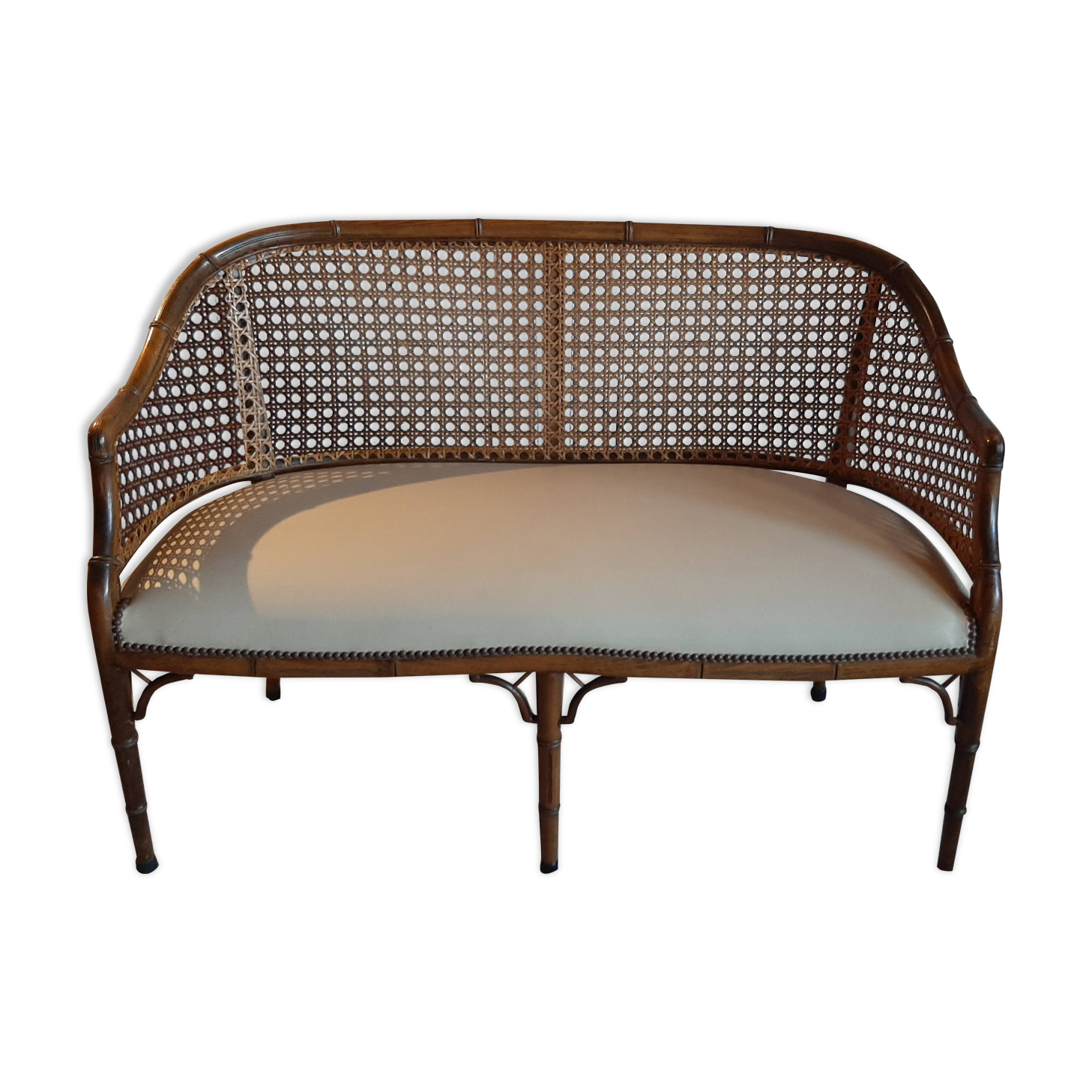 2-seater bamboo cane bench in vintage white imitation leather