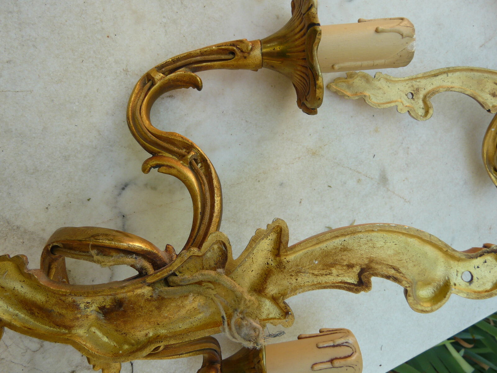 Two pairs of bronze wall light