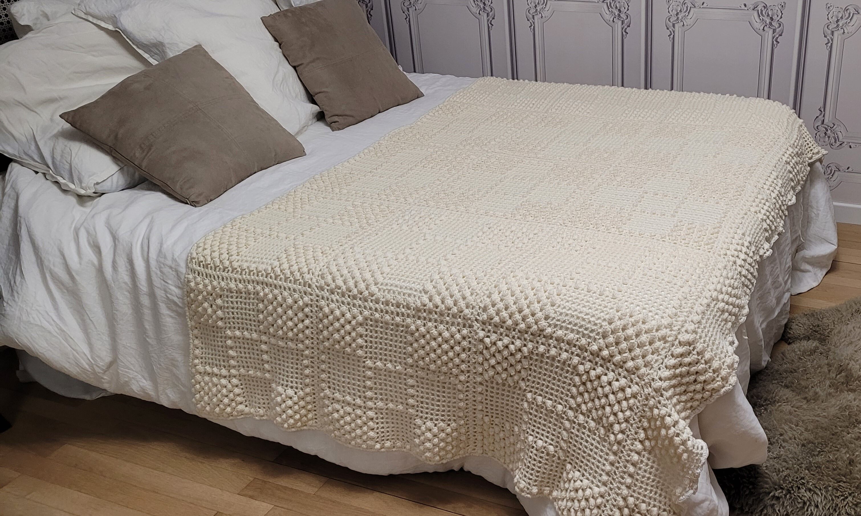 Antique crochet bed cover, 210x120cm, handmade