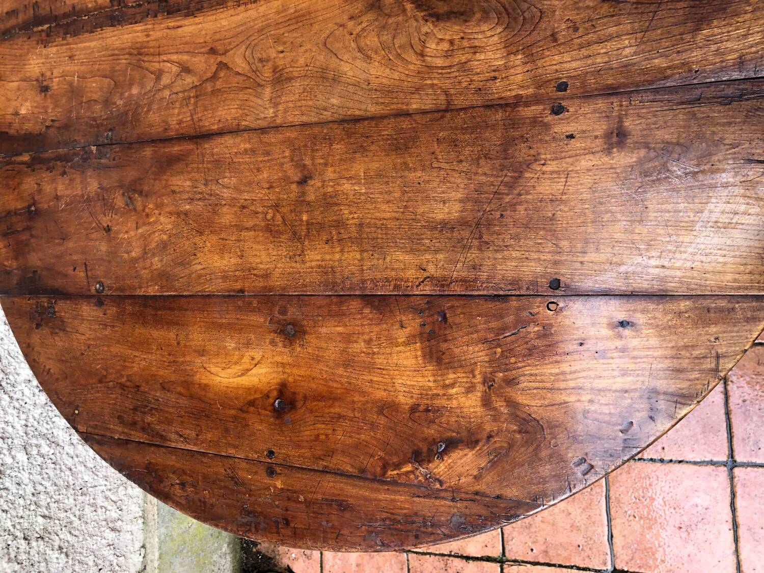 Table à manger ronde rustique