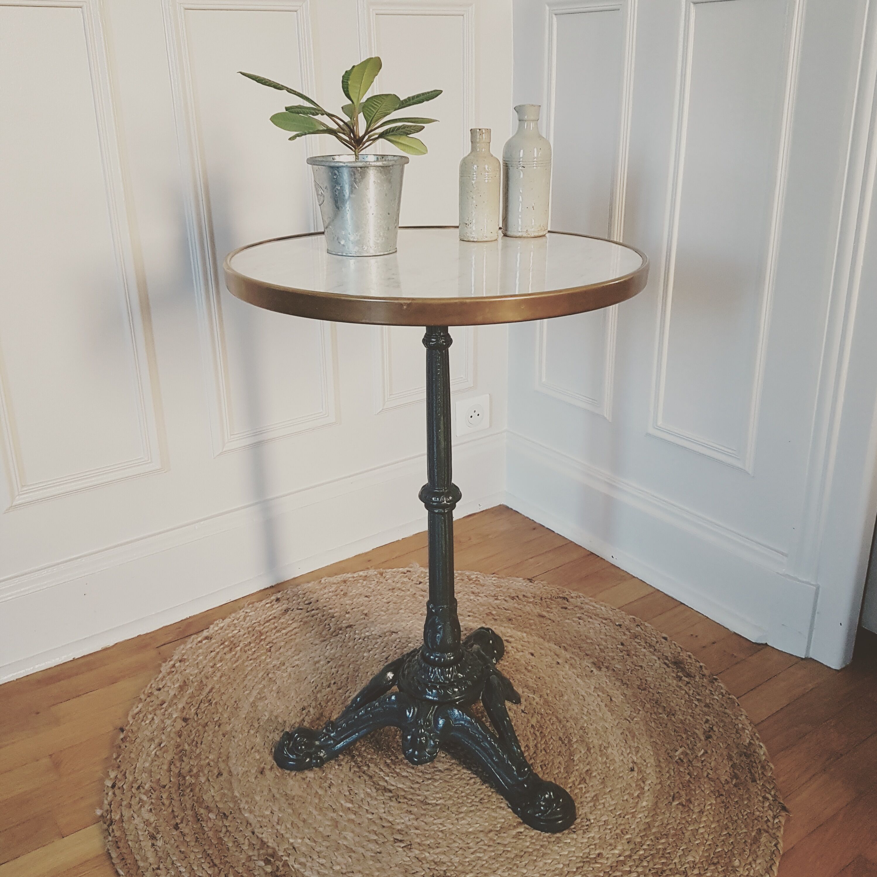 Table bistrot