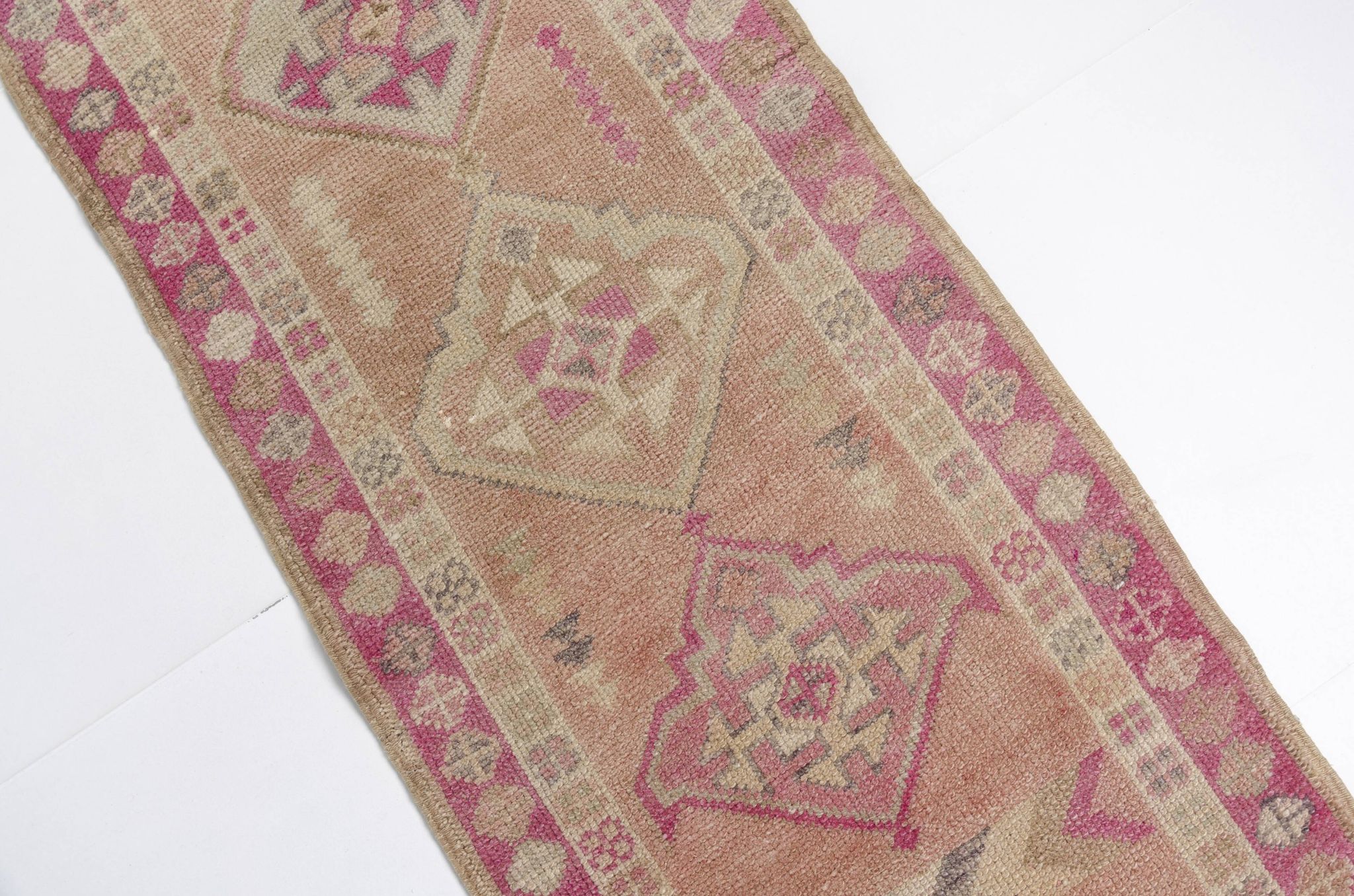 Tapis de couloir antique anatolien