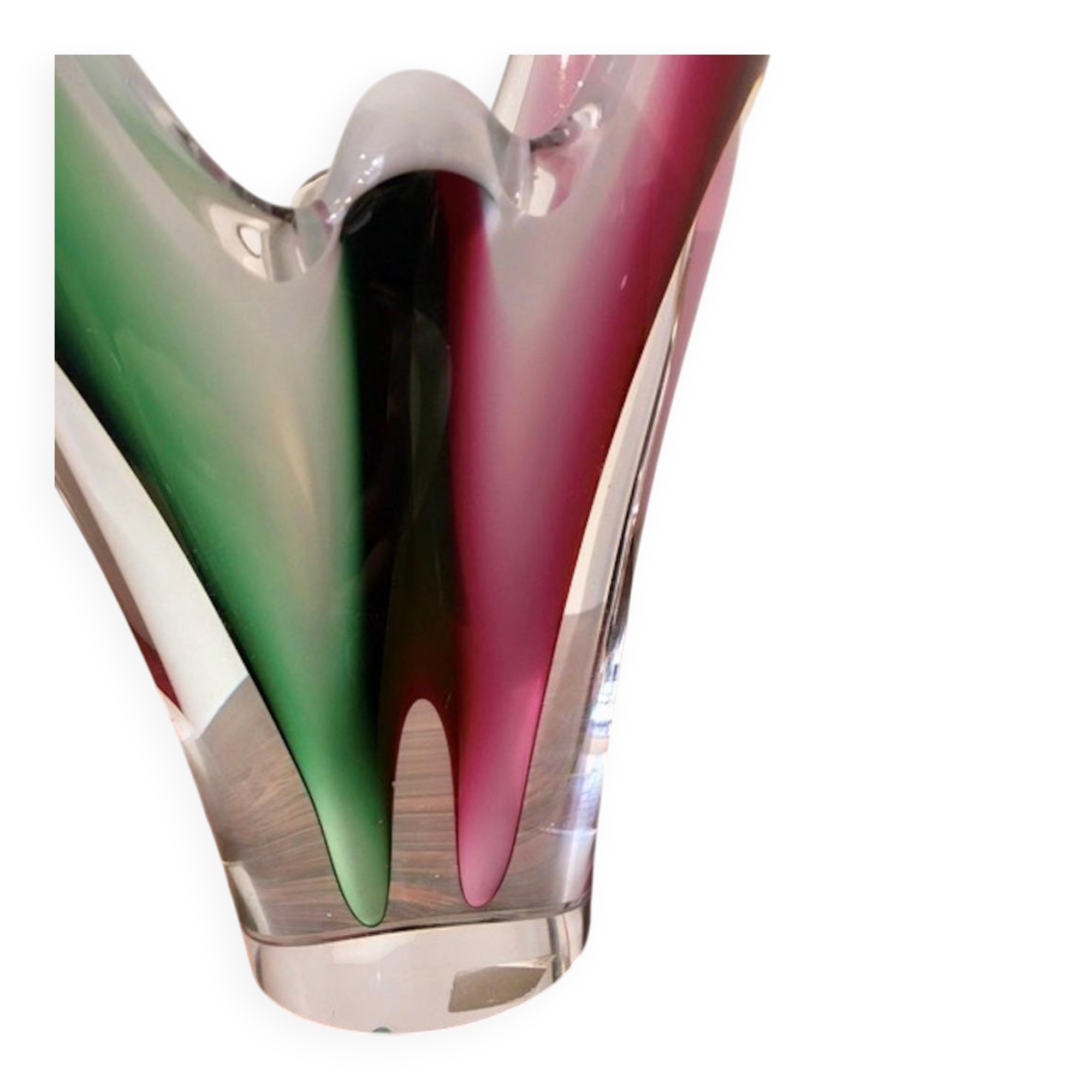 Pair of crystal vases by Paul Kedelv for Flygsfors Coquille