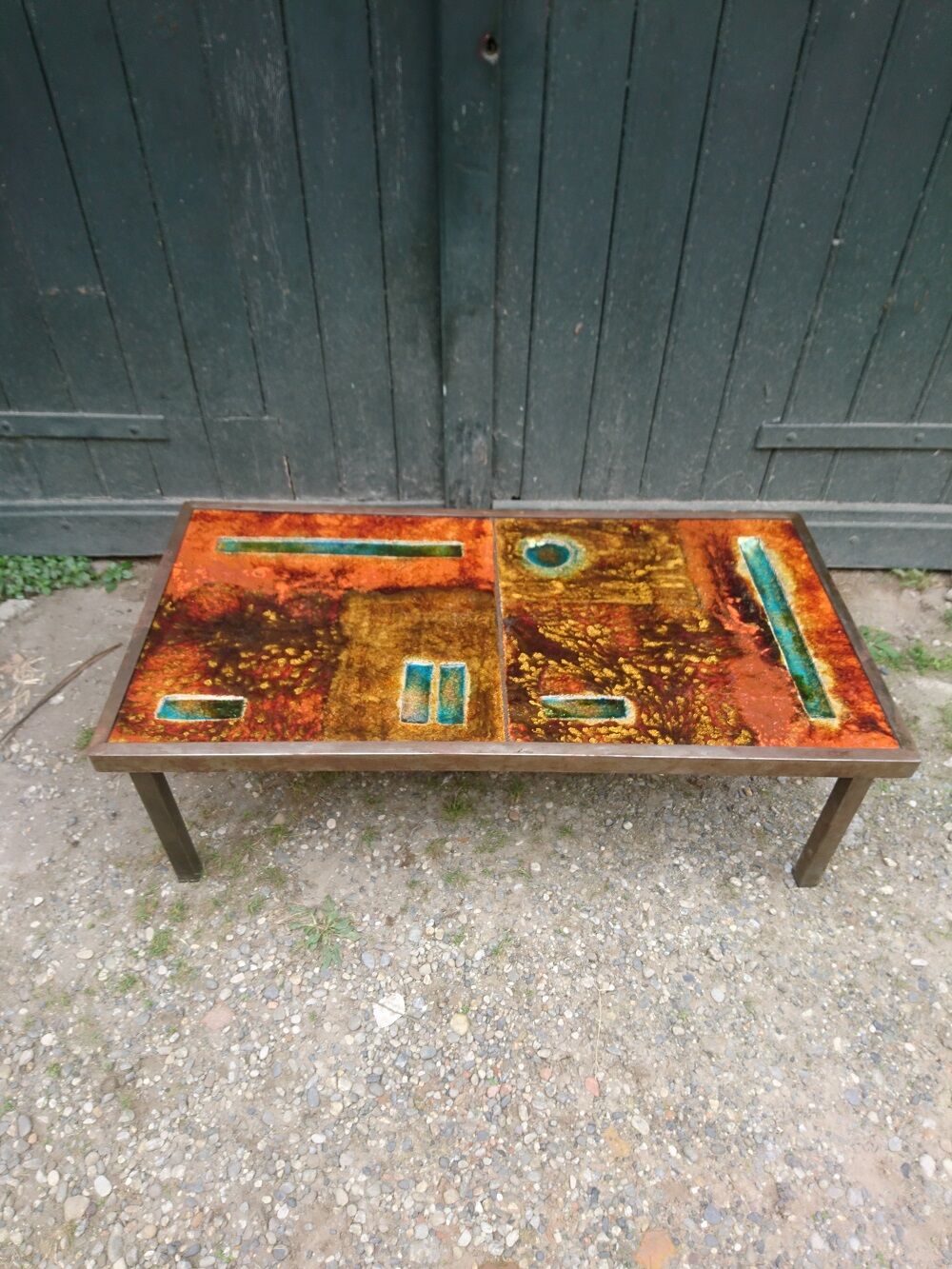 Set of 2 tables enamelled lava