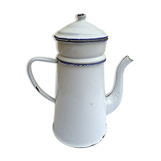 Old enamelled cafeteria