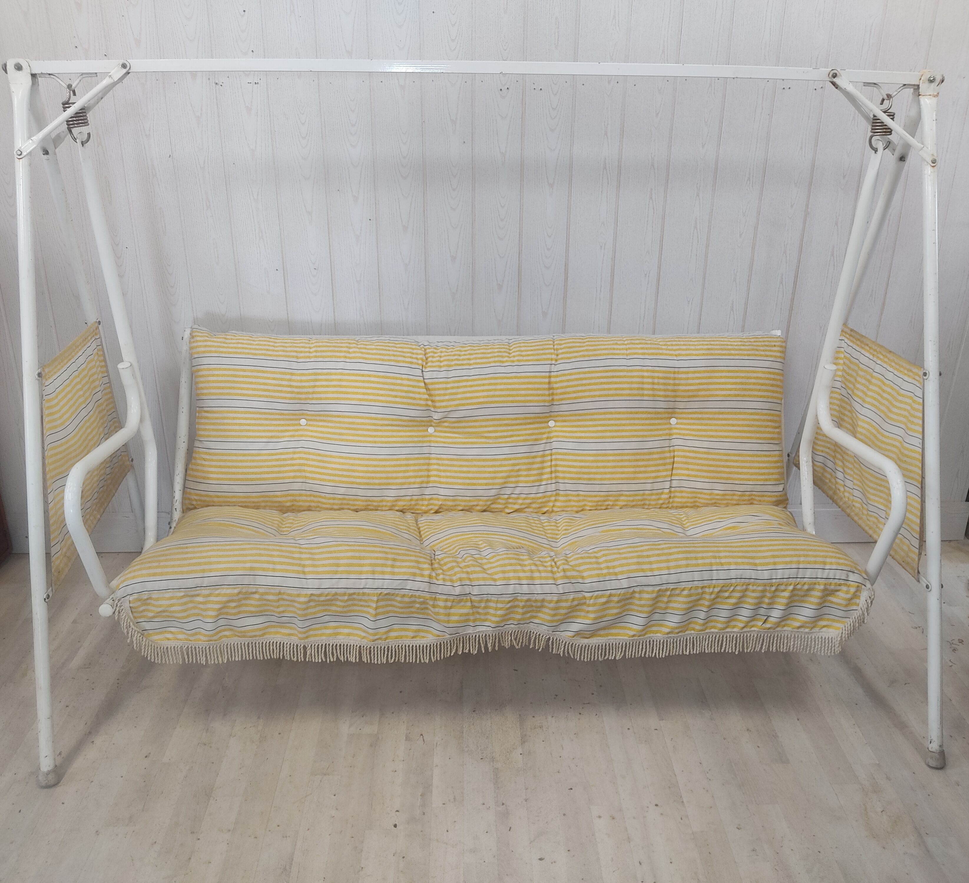 Vintage garden swing 60s 70s