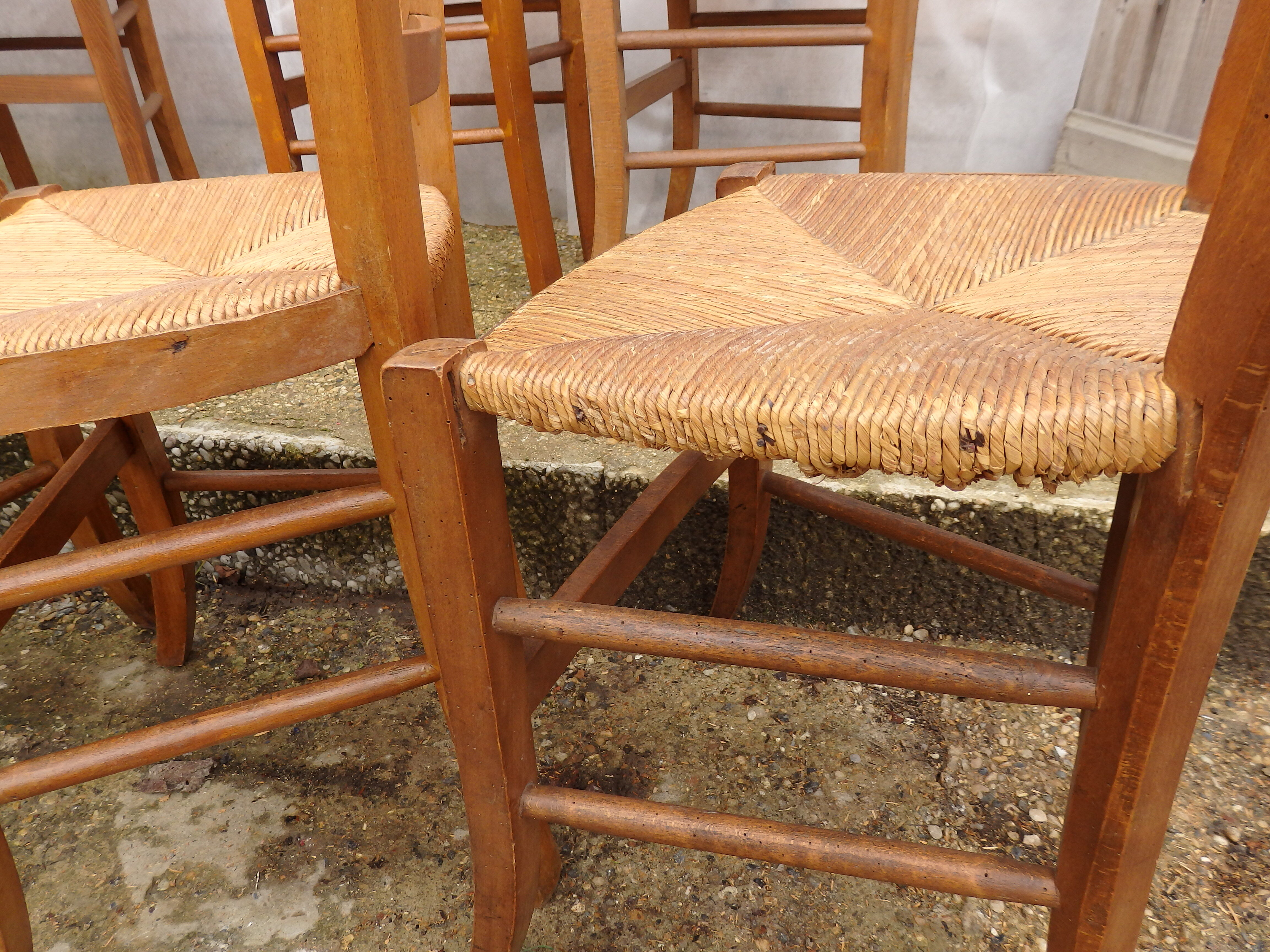 lot 8 old chairs mulched