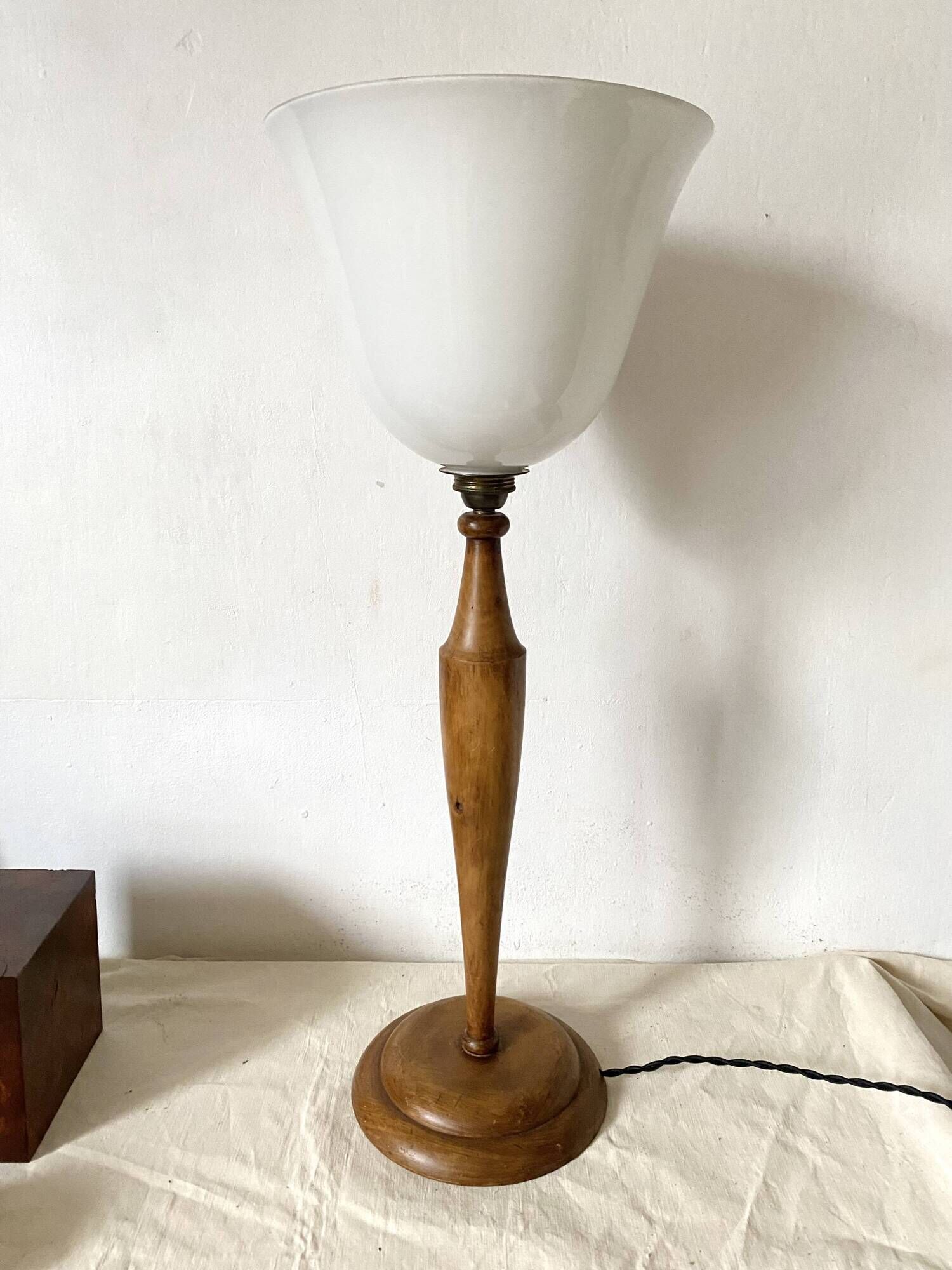 Large Art Deco lamp in Mazda style made of turned wood and opaline.