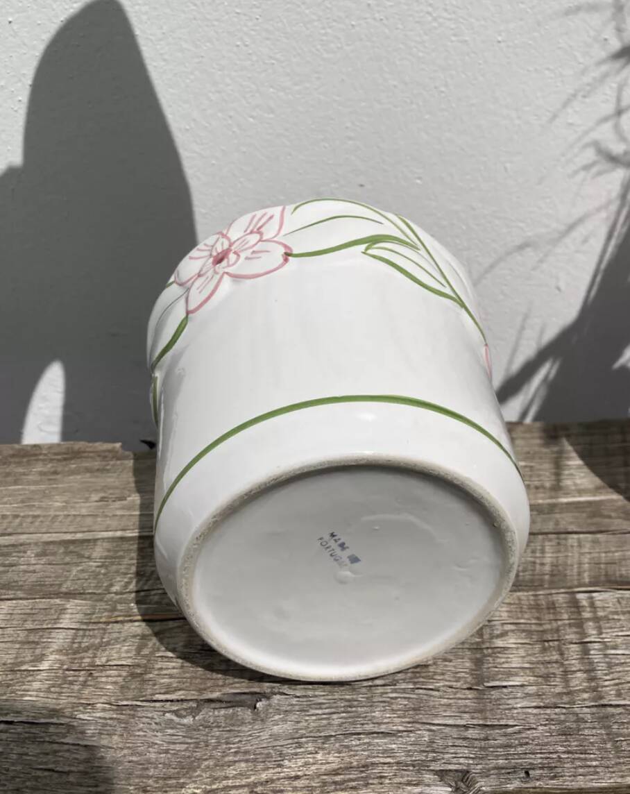 Cache-pot en céramique blanc peint à la main