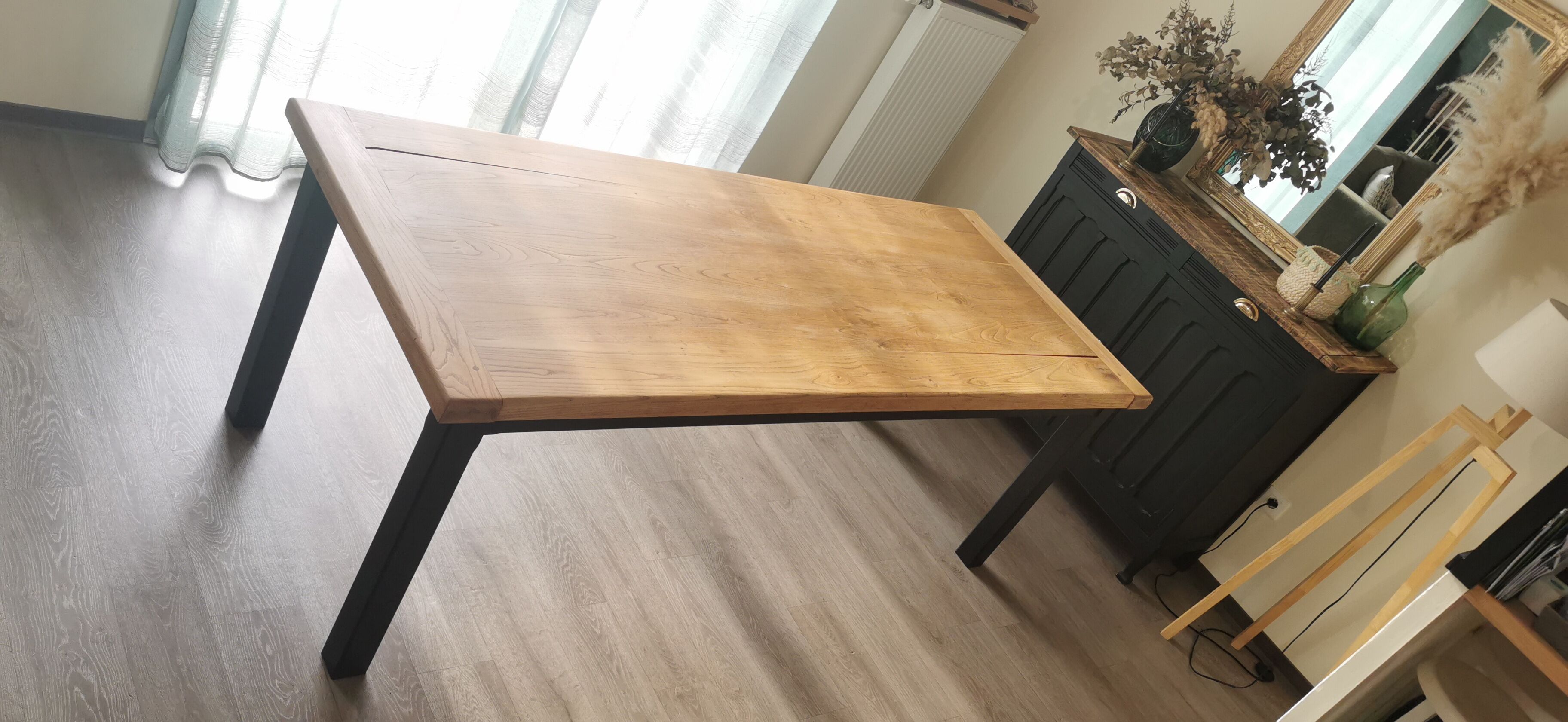 Farmhouse table