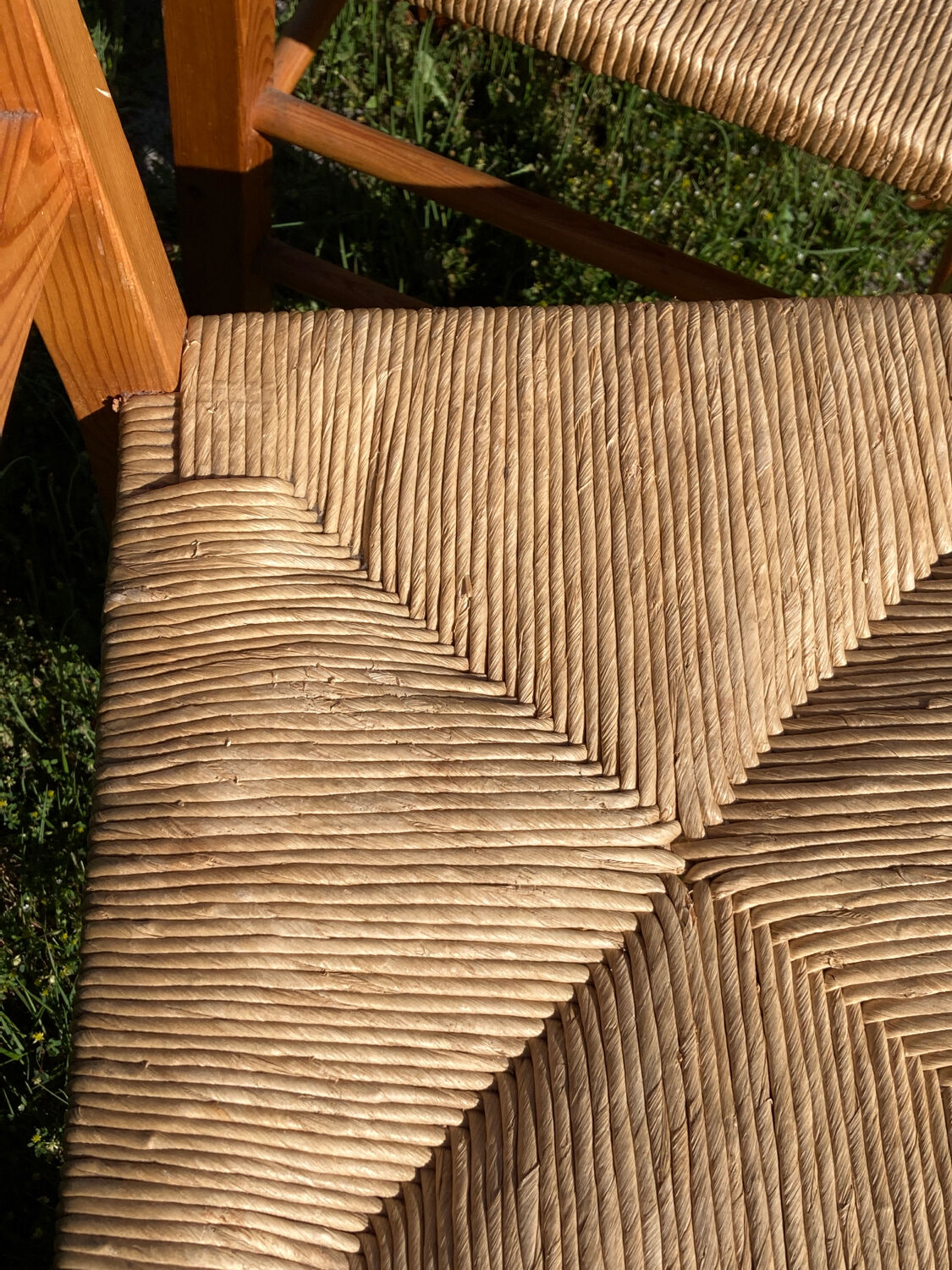 4 straw chairs in vintage pine wood 1980 1990