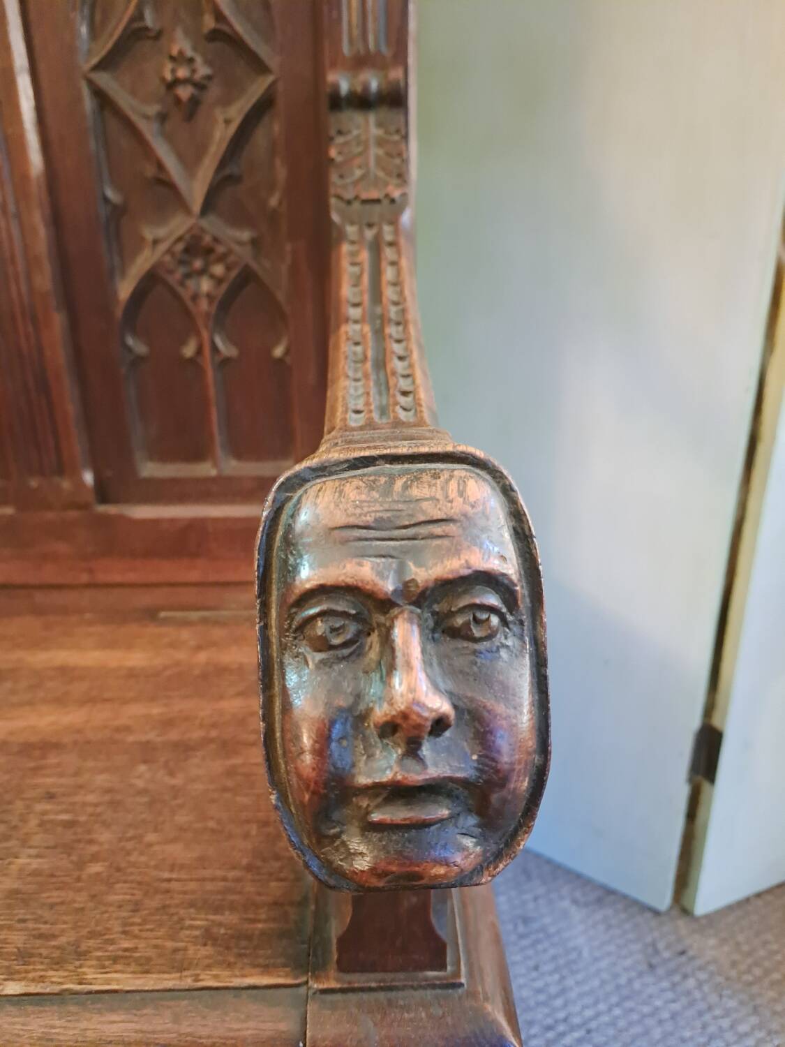 Neo-Gothic chest bench from the late 19th century