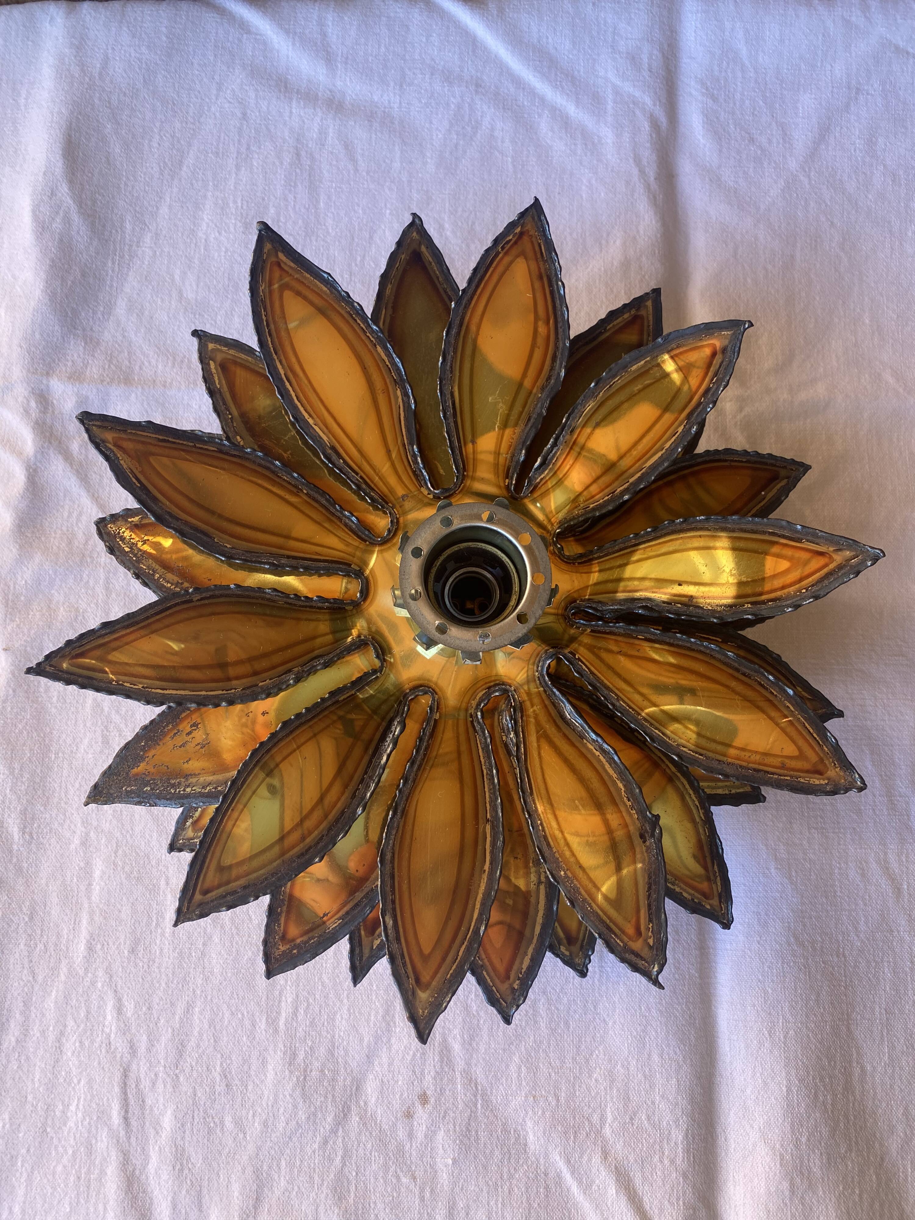 Applique murale fleur metal doré vintage