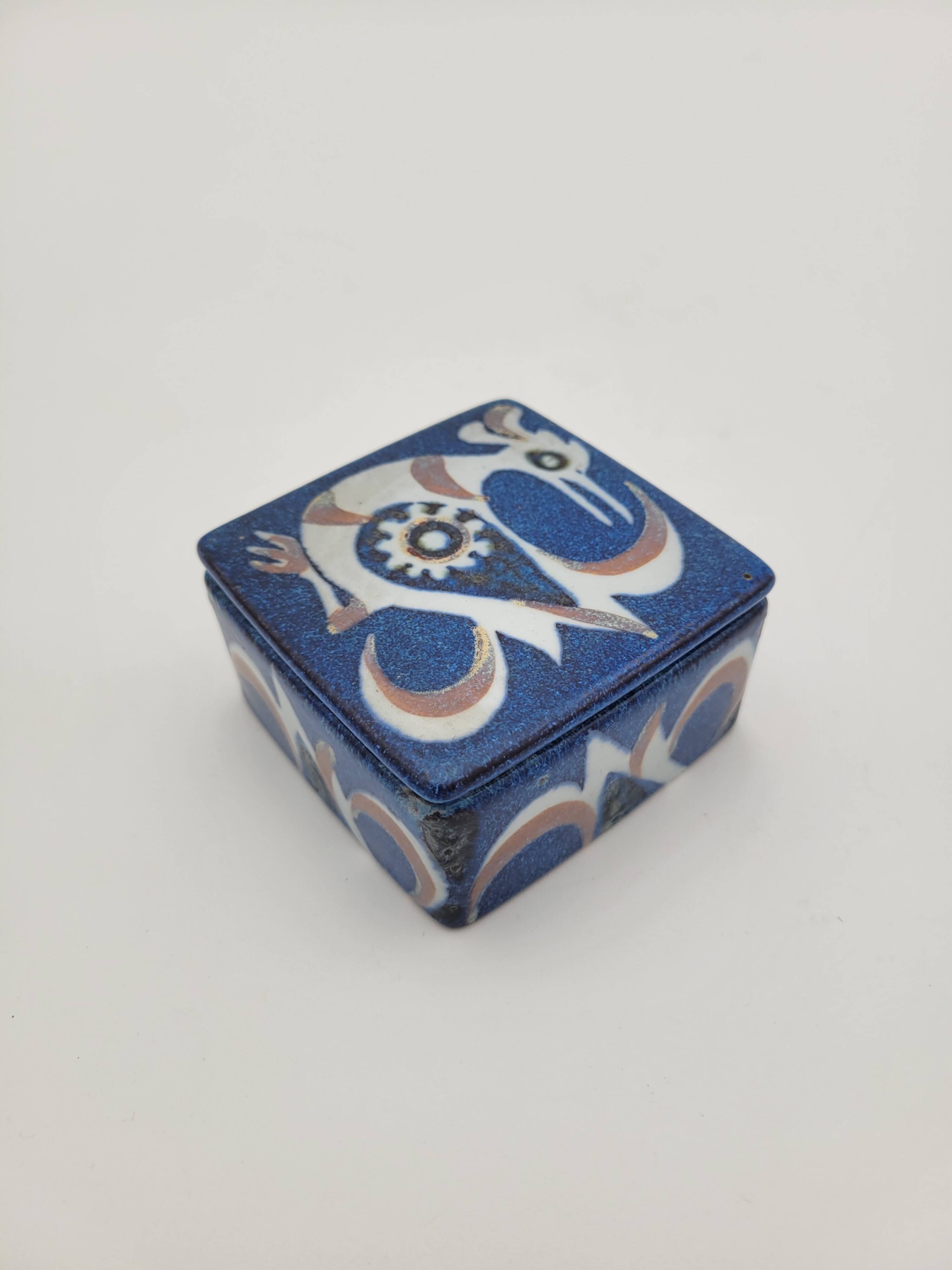 Nils Thorsson porcelain box - Royal Copenhagen