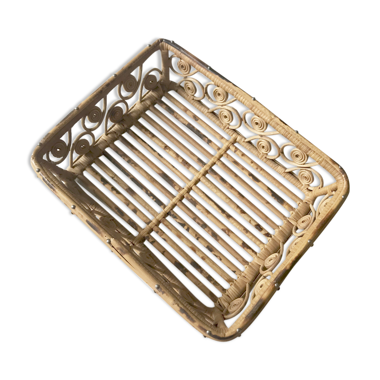 Rattan basket peacock