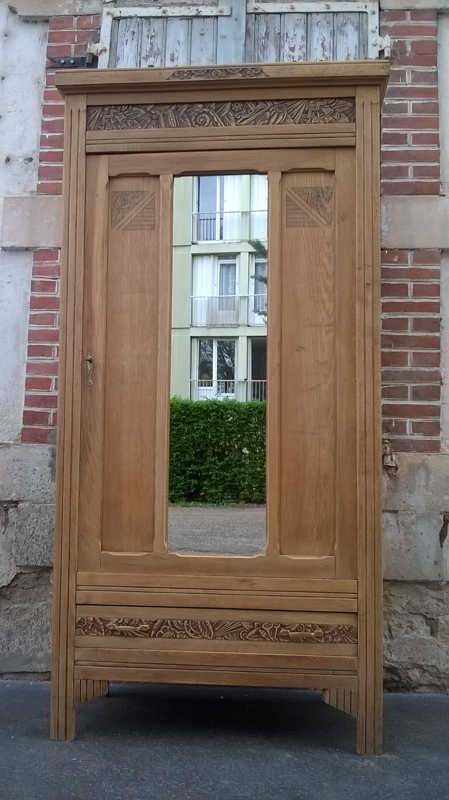 Raw Parisian wardrobe year 30