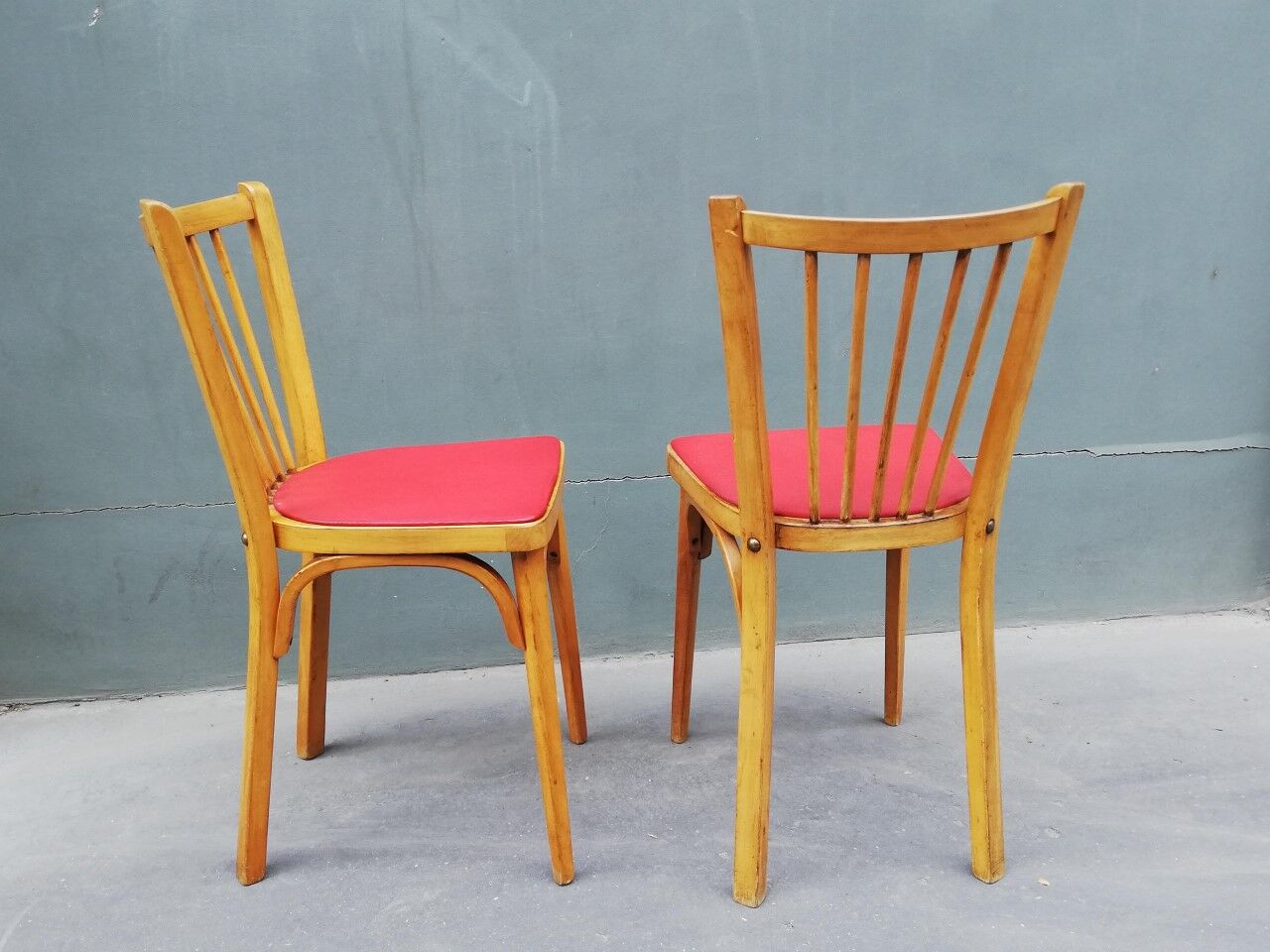 Pairs of Baumann chairs