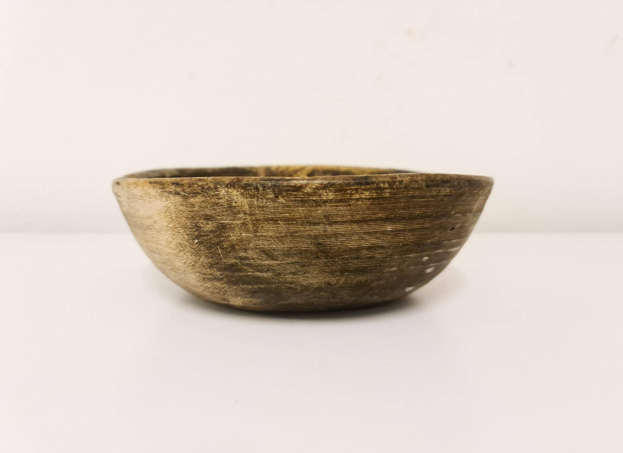 Swedish folk art, unique farmer's bowl from the 19th century.