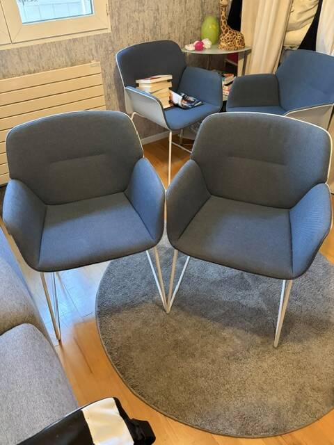 Andreu World Flex Armchair