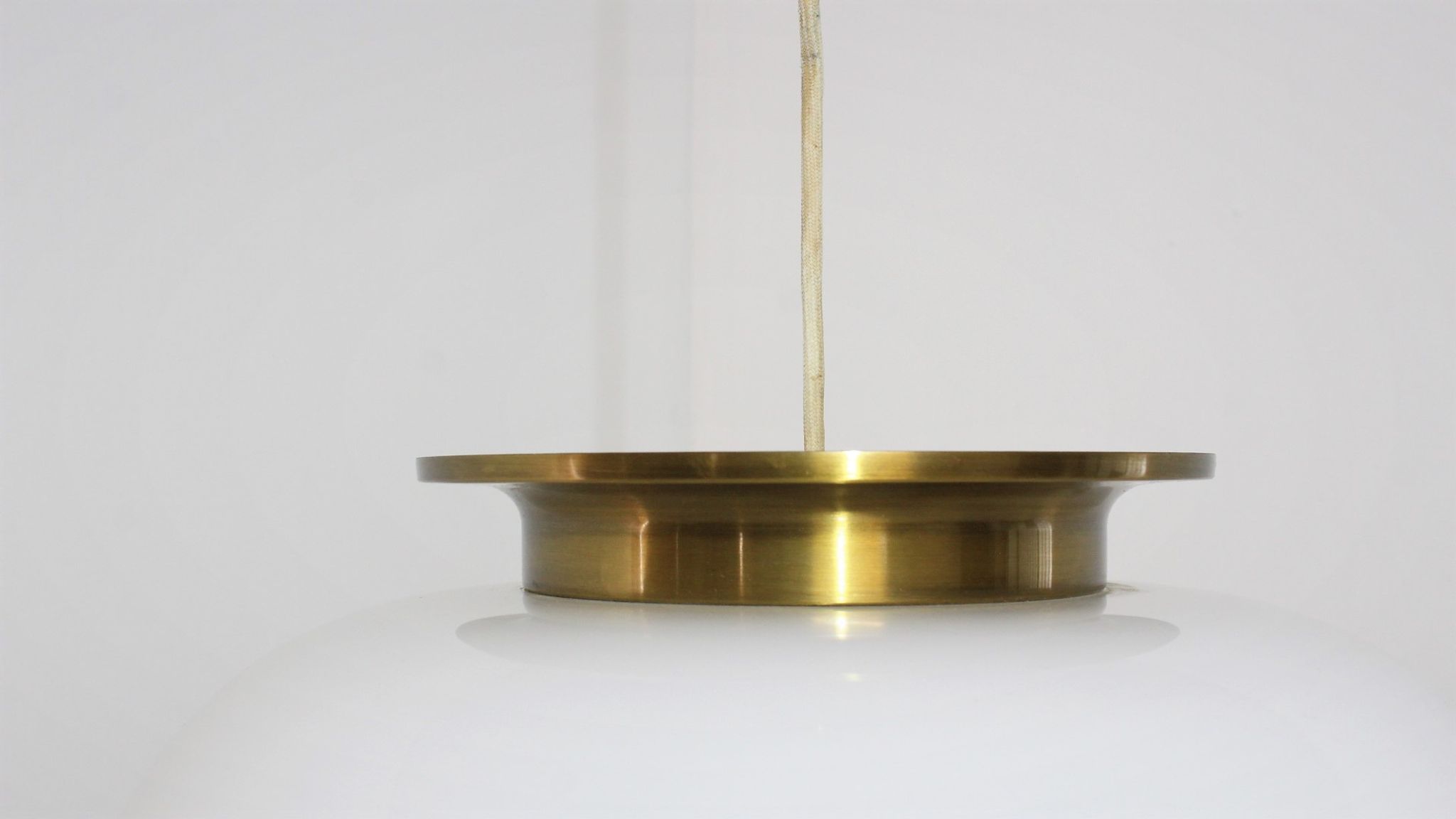 Luigi Massoni pendant lamp for Guzzini 1970s