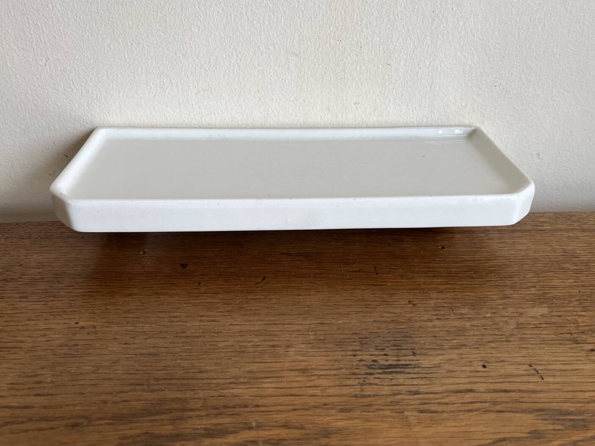 XS shelf tablet in white porcelain 1950 L30cm