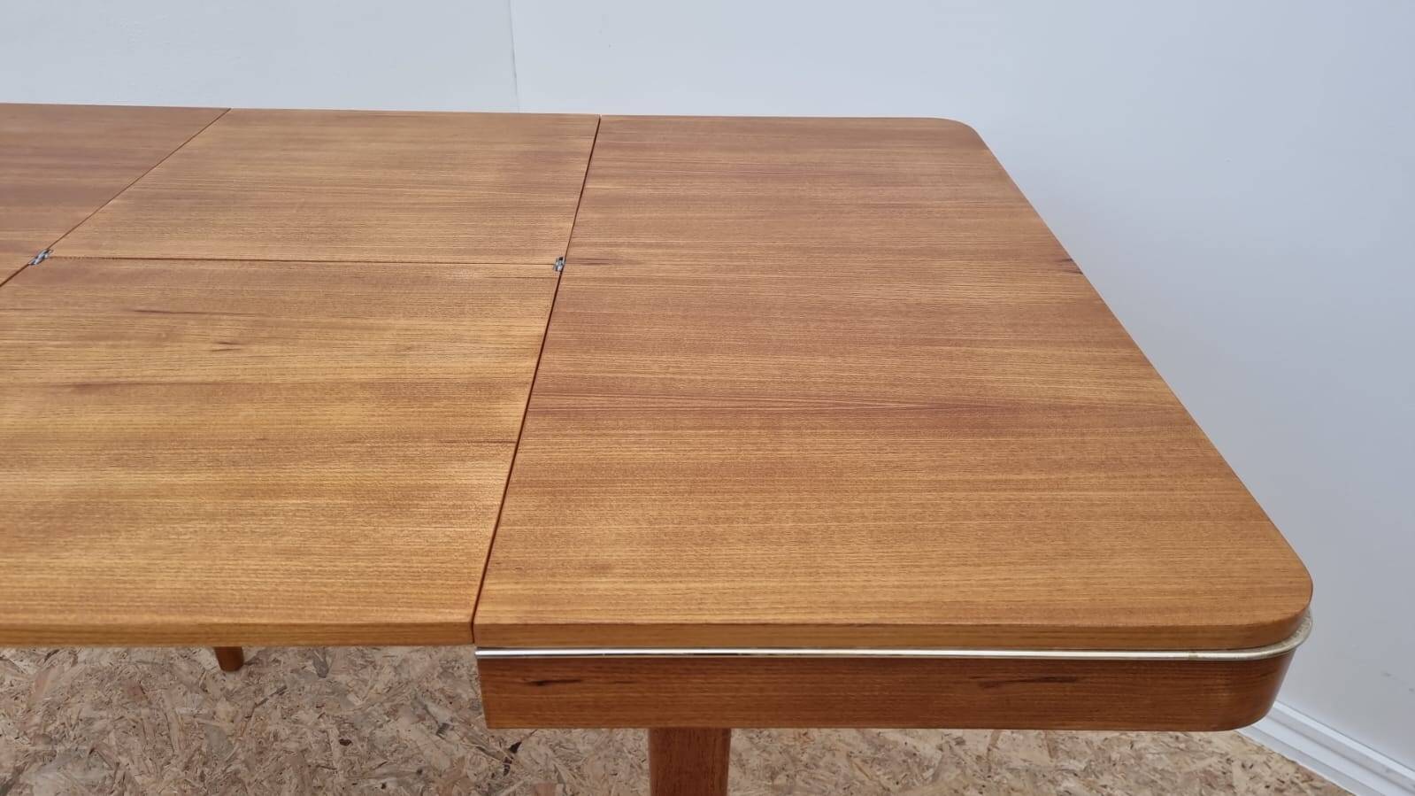 Fully renovated midcentury dining table by Jitona 1960´s, Czechoslovakia