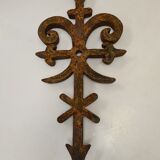 Cast iron anchor