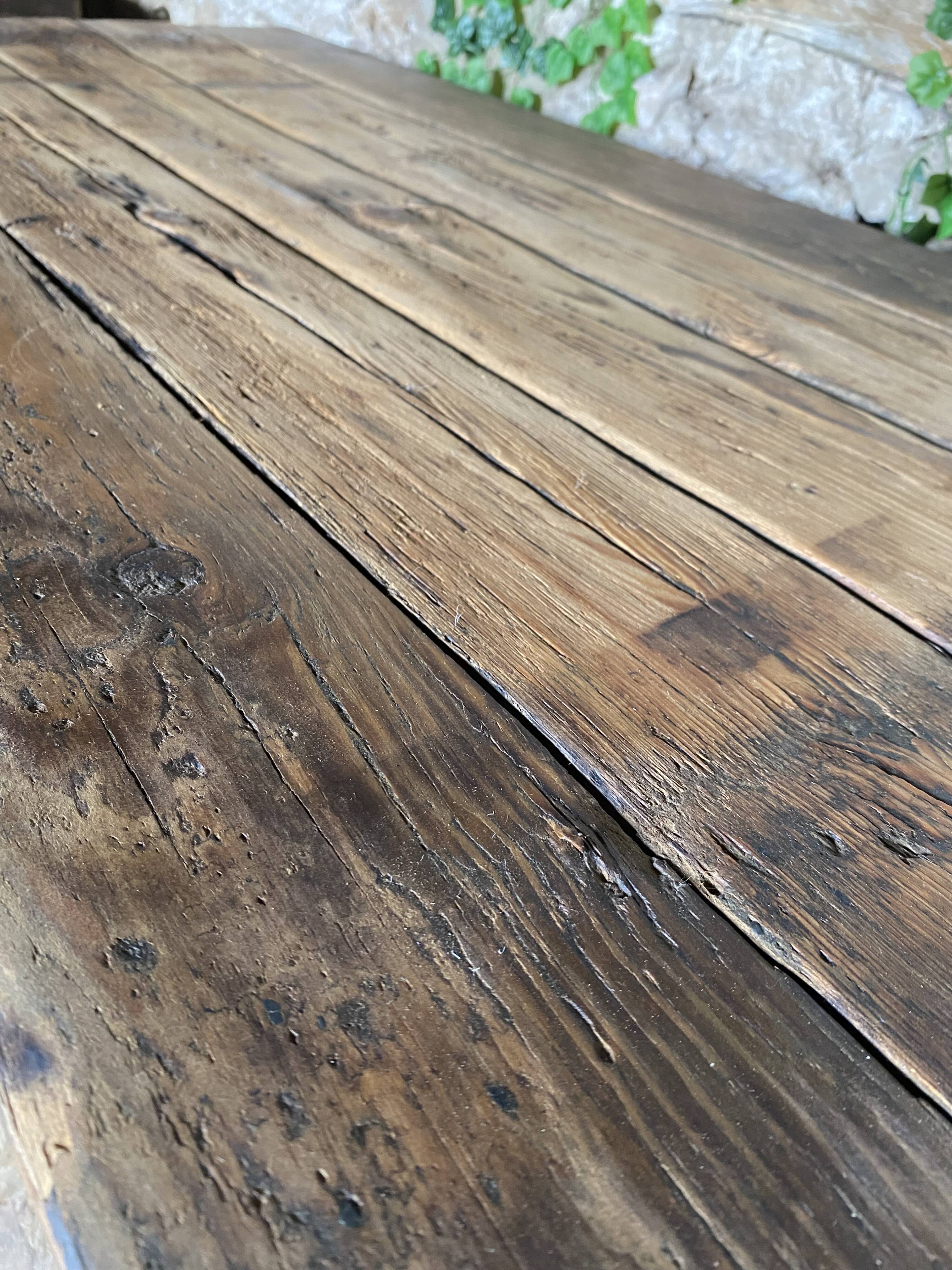 Metal and wood drawer unit