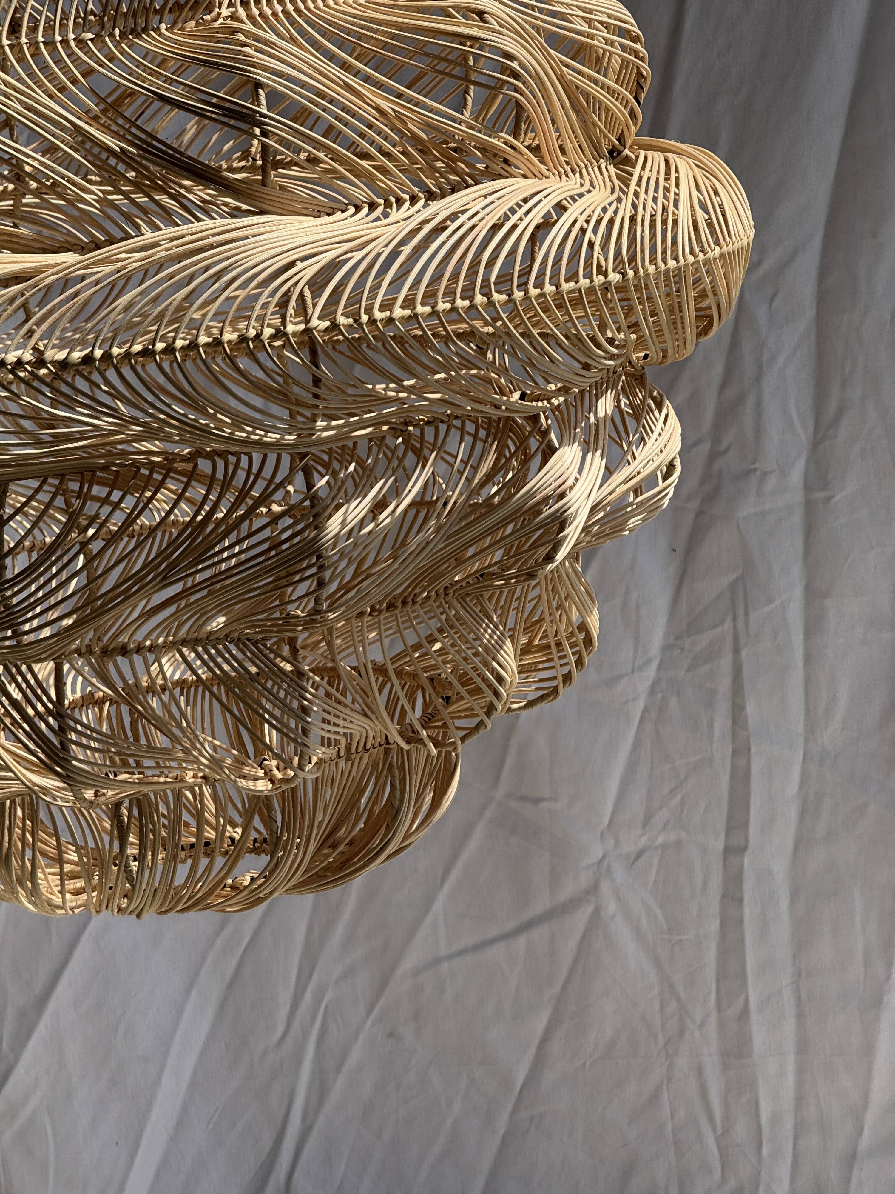 Suspension or rattan lampshade in an elongated spherical shape, layered H80 D