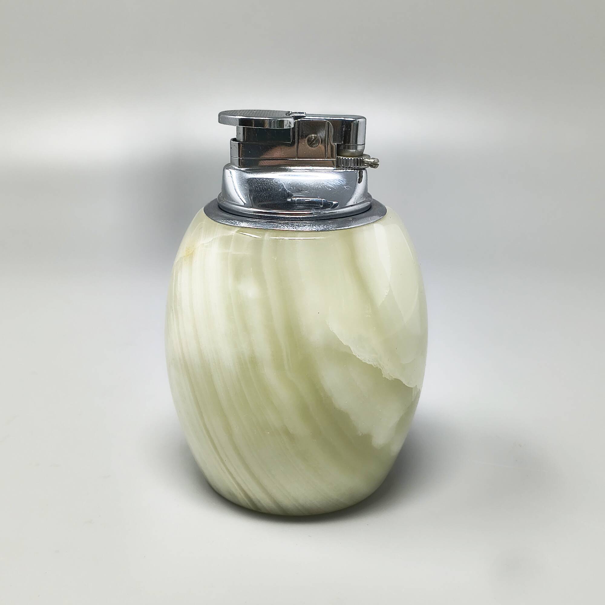1960s Mid-Century Modern Italian Onyx Smoking Set with Table Lighter & Asht