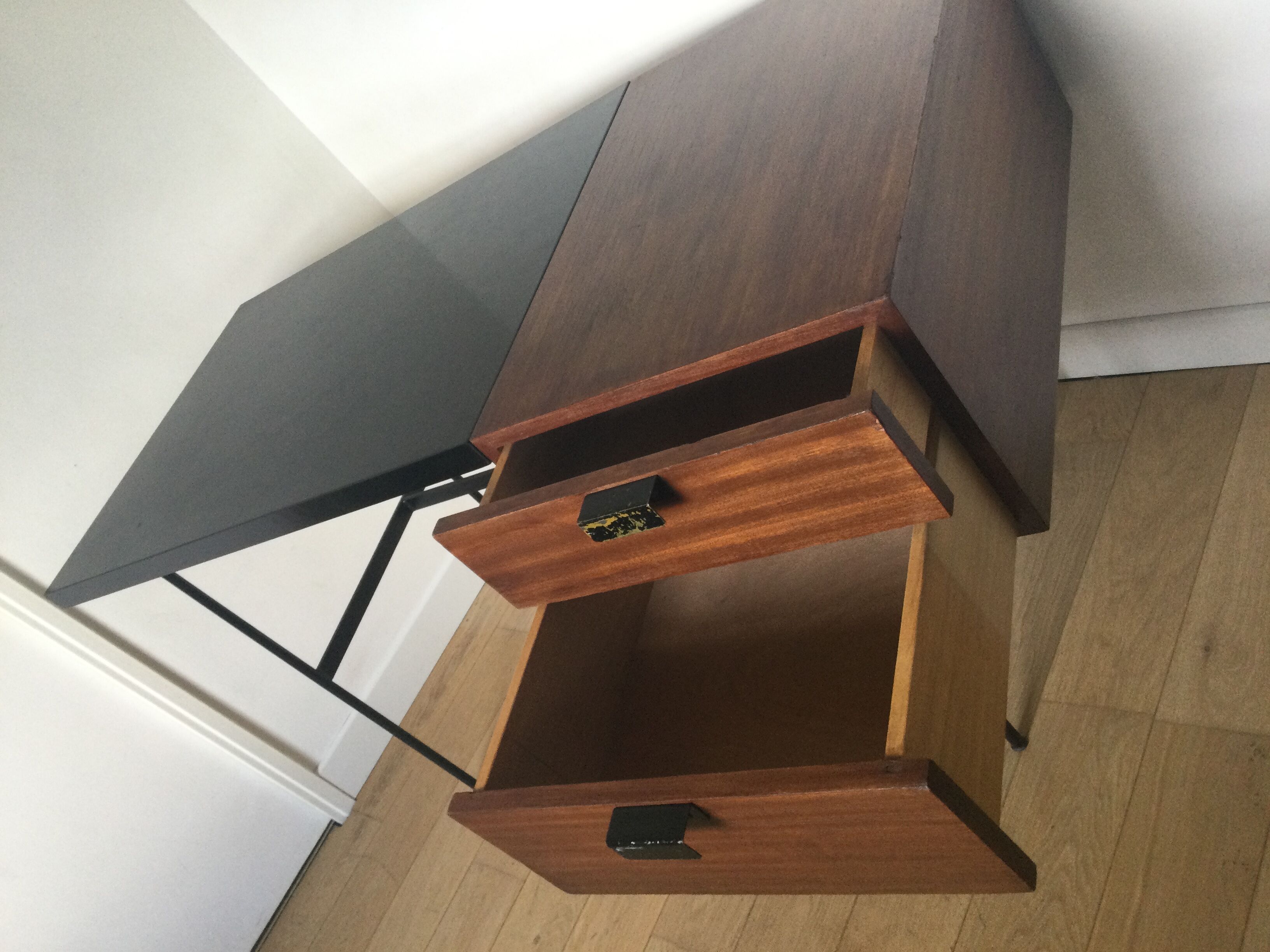 Bureau Pierre Paulin CM141
