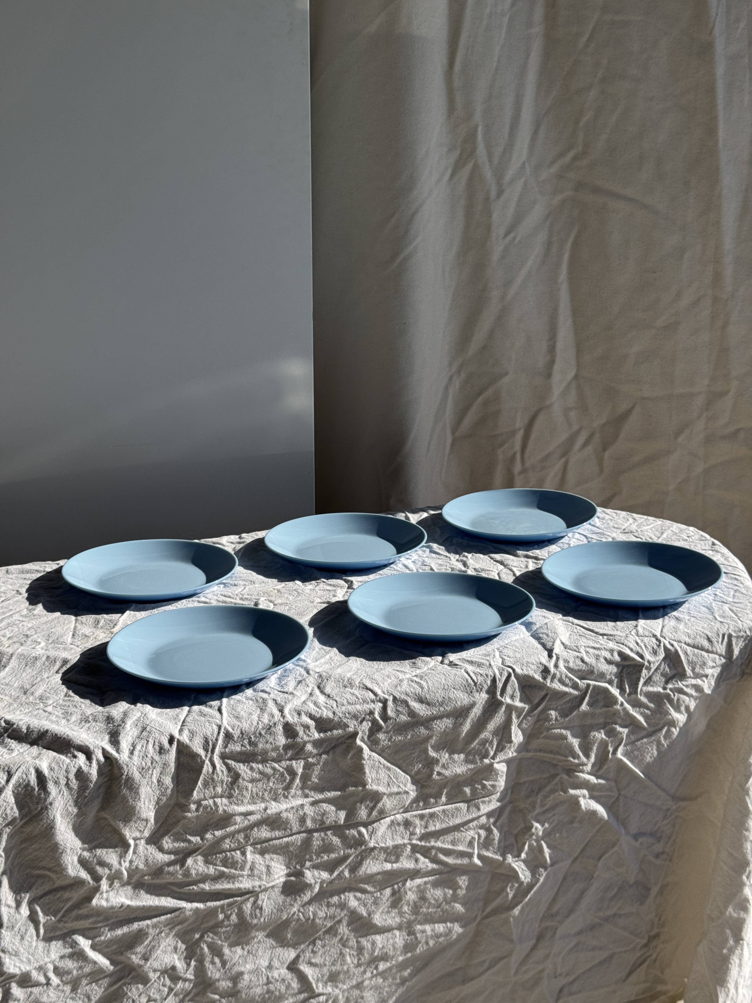 Set of 6 vintage blue dessert plates D18 (1)
