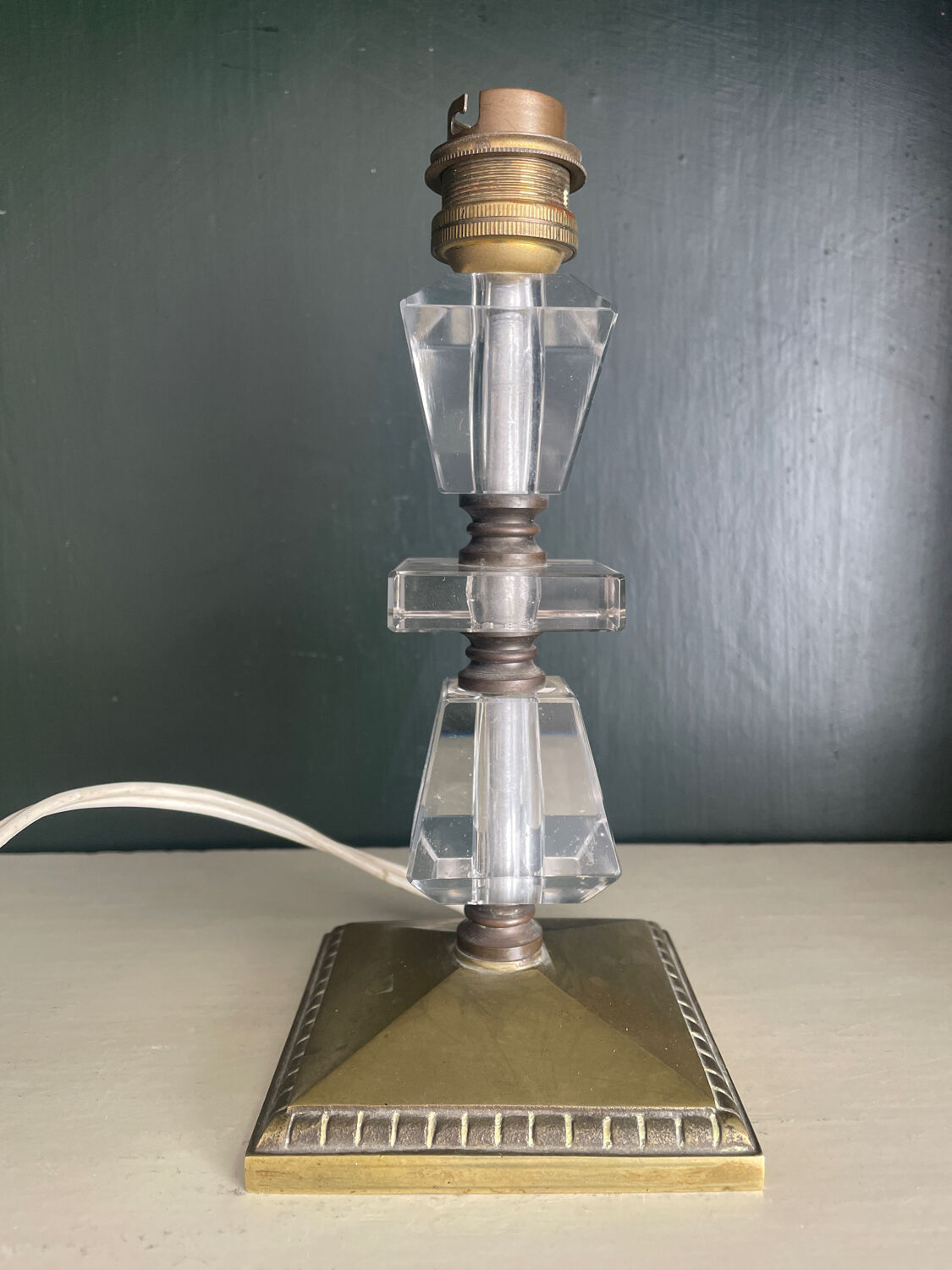 Lampe art déco verre et bronze