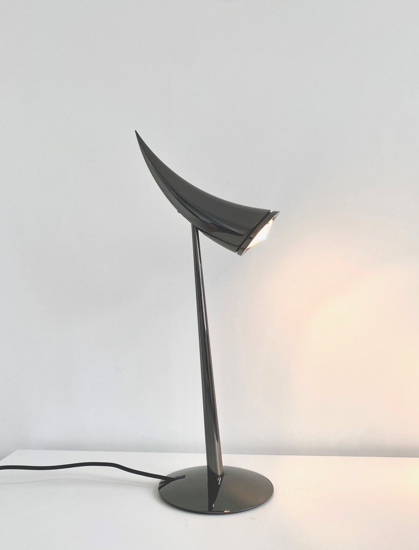 Ara lamp by Philippe Starck , flos, 1988