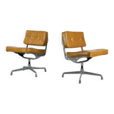 Magnificent pair of "Intermediate" office chairs by Charles & Ray Eames for Herman Miller – 1960s