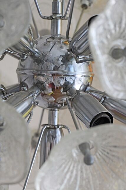 Sputnik flower suspension
