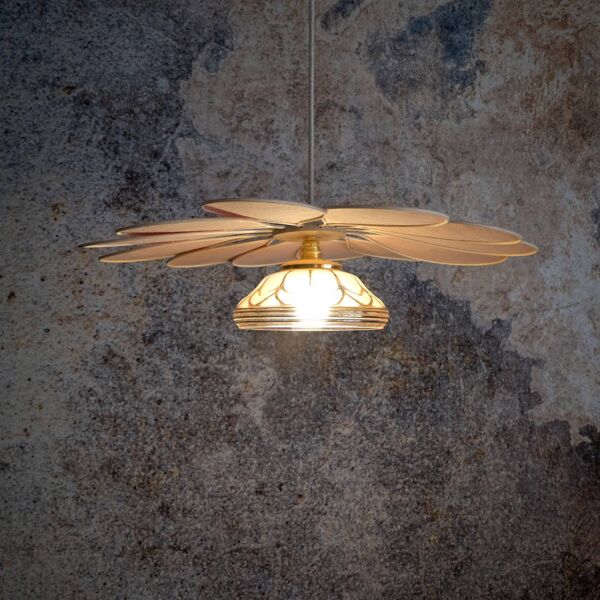 Suspension Fleur en Rotin et Lin Rose et globe vintage en translucide rose