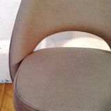 Saarinen conference chair