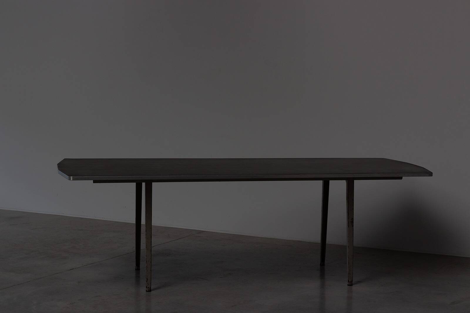 Friso Kramer for Ahrend de Cirkel Industrial table Ocatgon