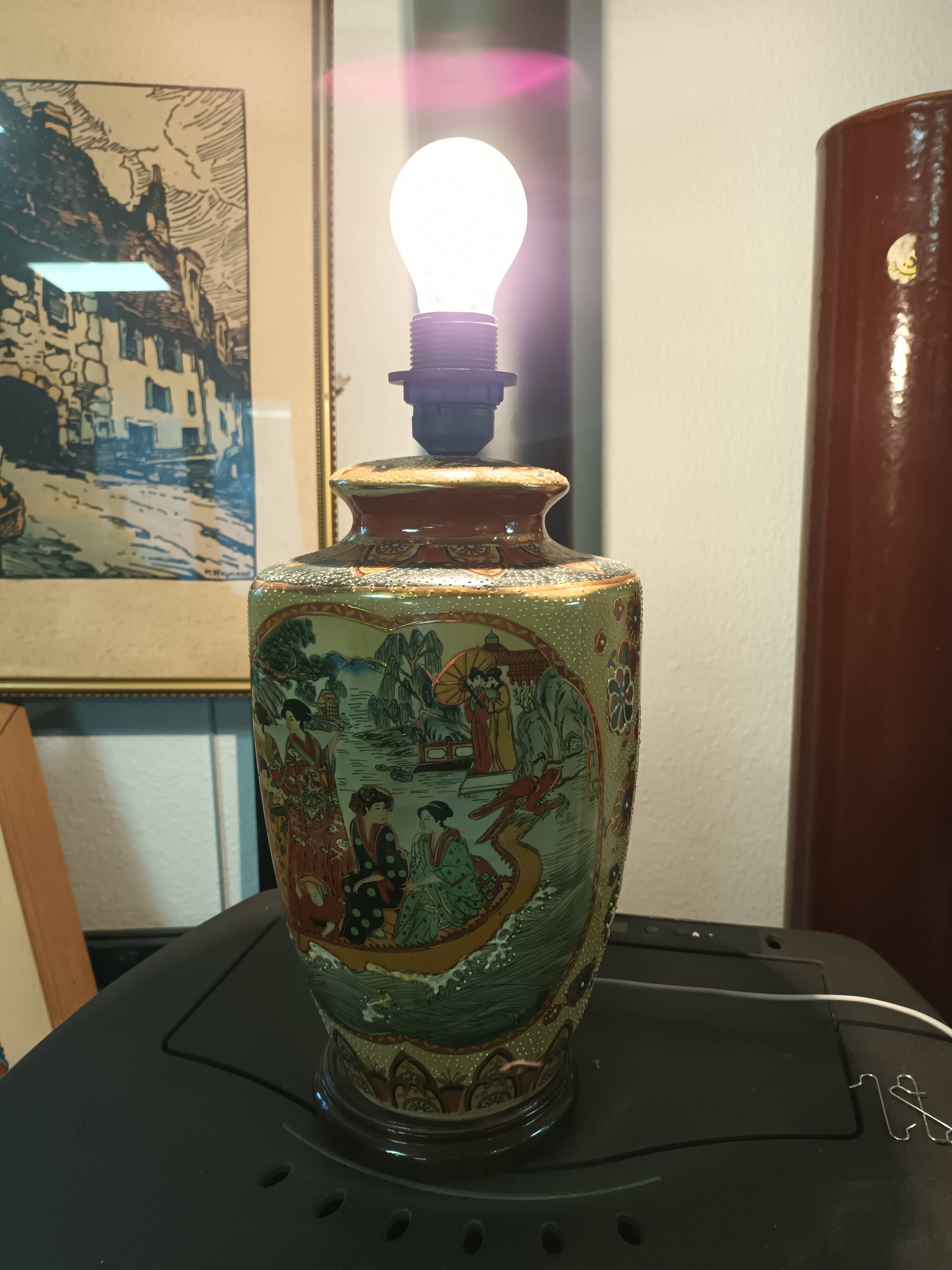 Asian ceramic lamp
