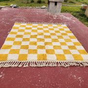Beni Ouarain checkerboard rug 186x178 cm – Thick wool – Ochre chess pattern