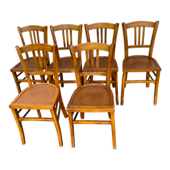 Set de 6 chaises bistrot vernies