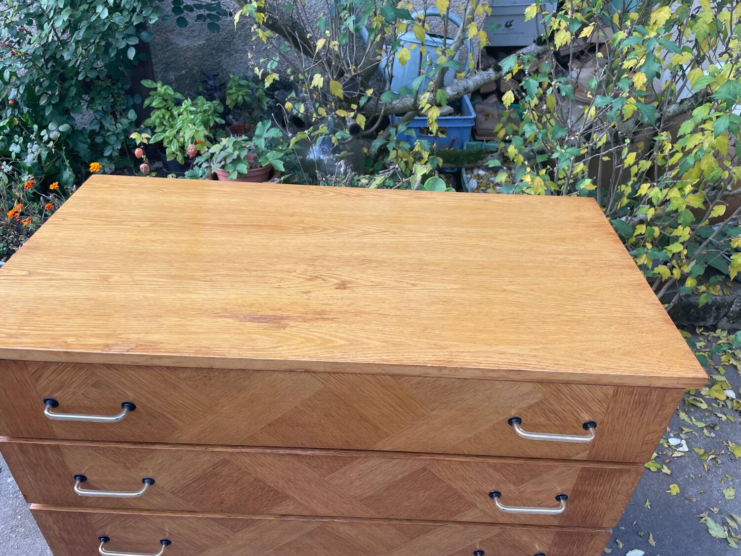 Vintage chest of drawers with compass feet