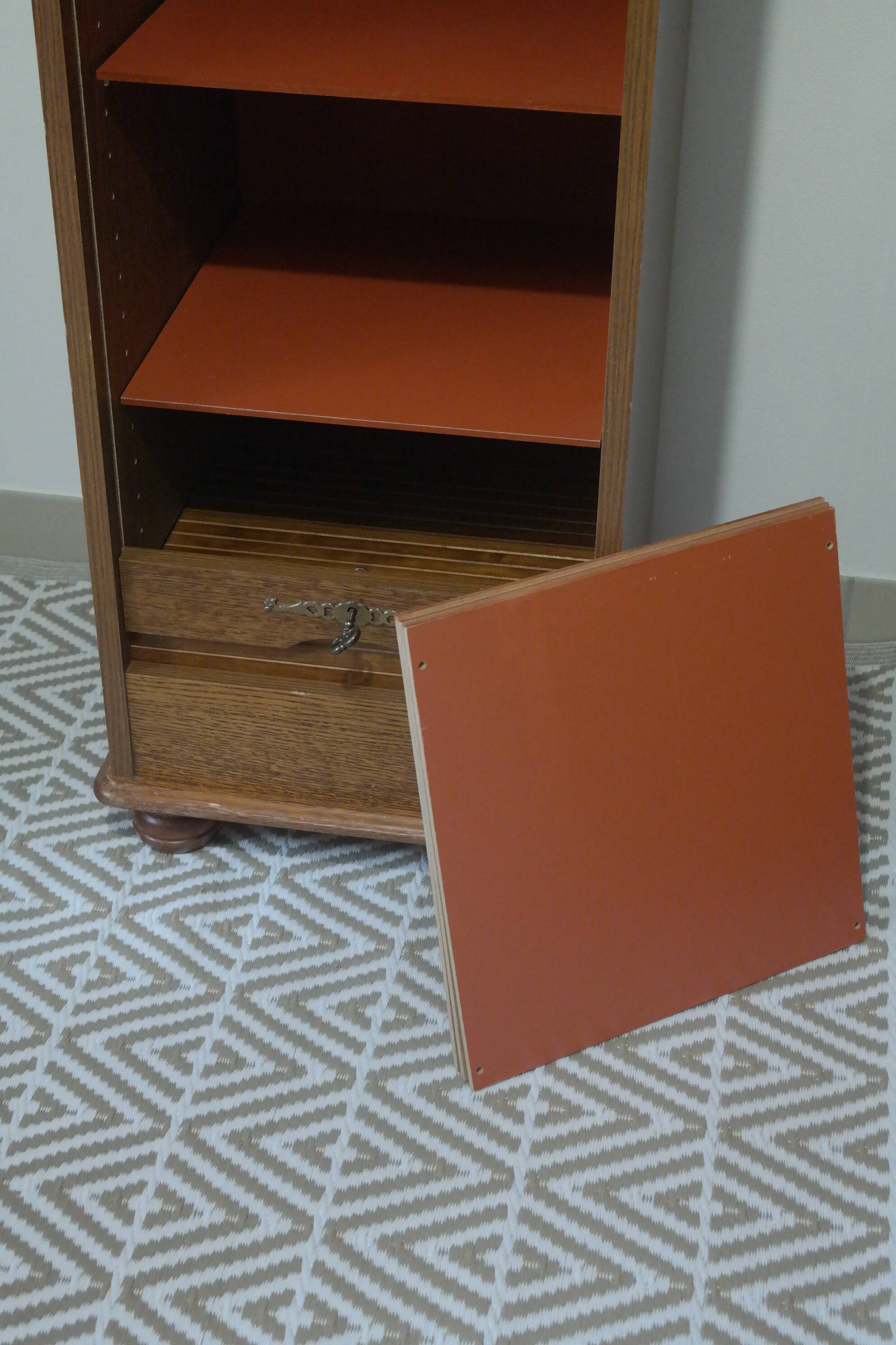 Curtain filing cabinet