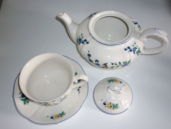Théière et petit-déjeuner tasse et sous-tasse V&B Phoenix bleu