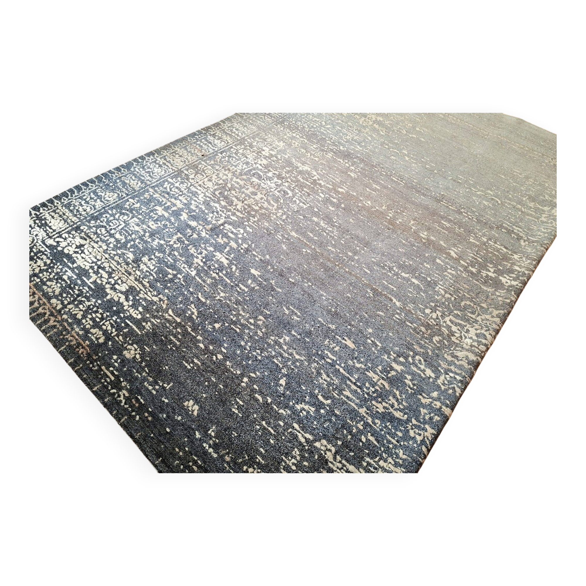 Jan Kath rug "Ferrara Stomped Reverse" 250 × 300 cm