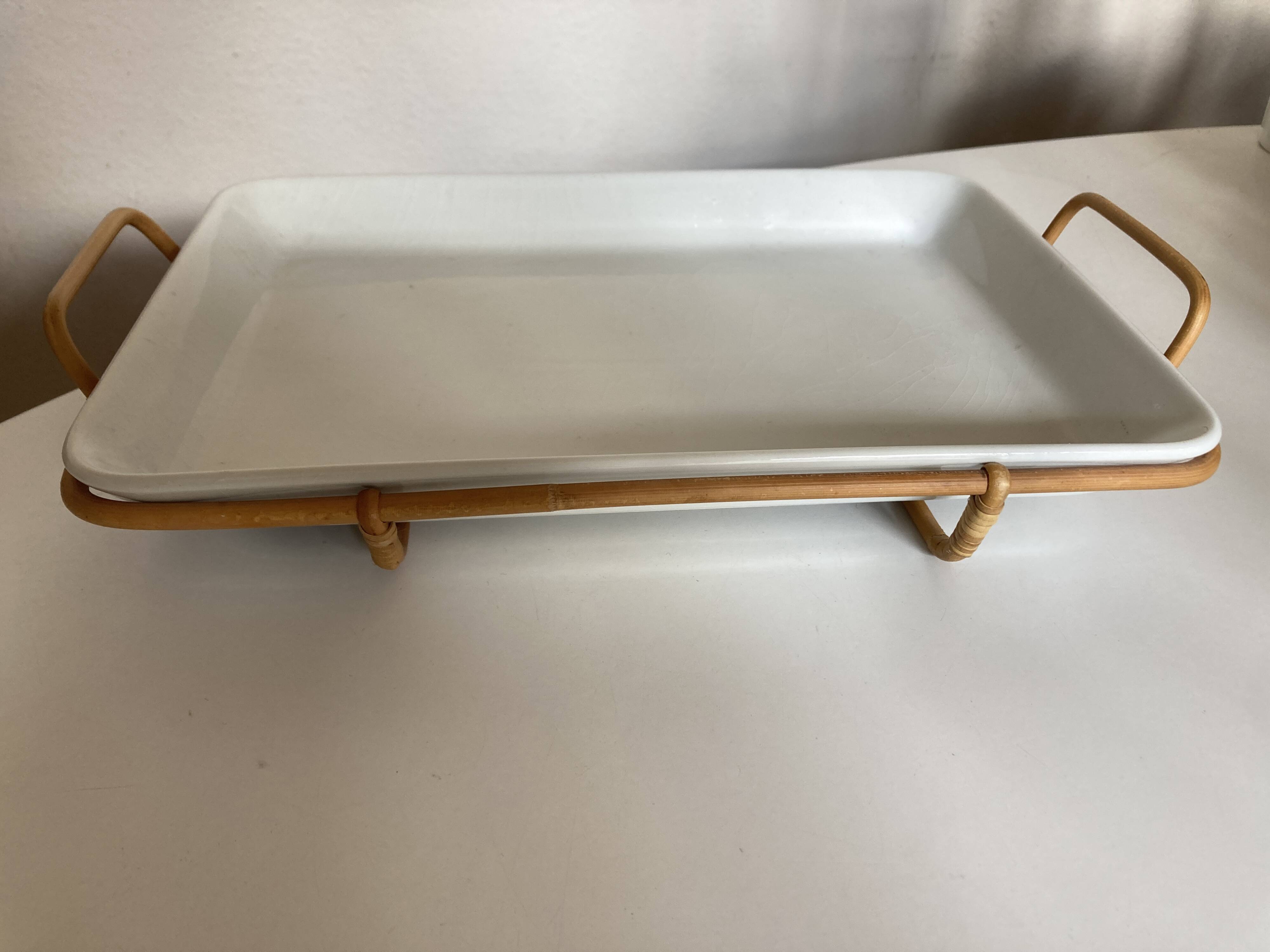 Plate Arabia Finland in faience and rattan 1960