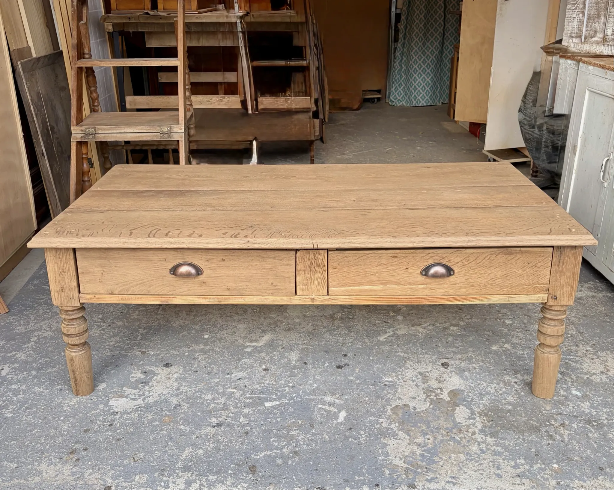 Table basse en chêne 