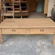 Table basse en chêne 