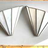 Pair of fan-shaped wall lights in glass paste and brass.